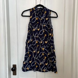 Crown & Ivy Chain Pattern Sleeveless Top